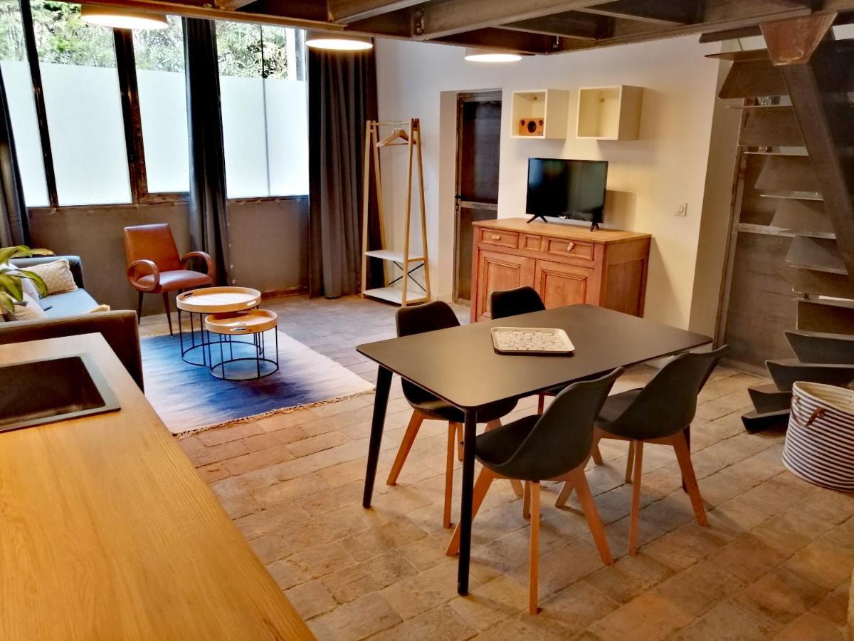 La Maison Grivolas Appartements Et Maison D'Hotes Avignon Bagian luar foto