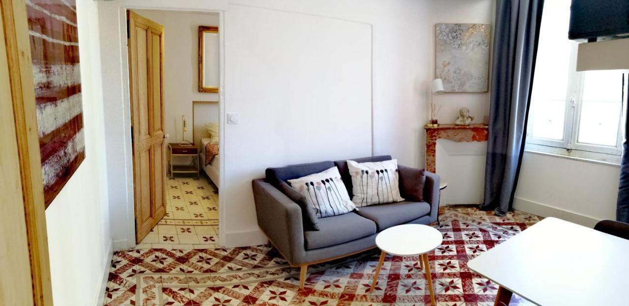 La Maison Grivolas Appartements Et Maison D'Hotes Avignon Bagian luar foto