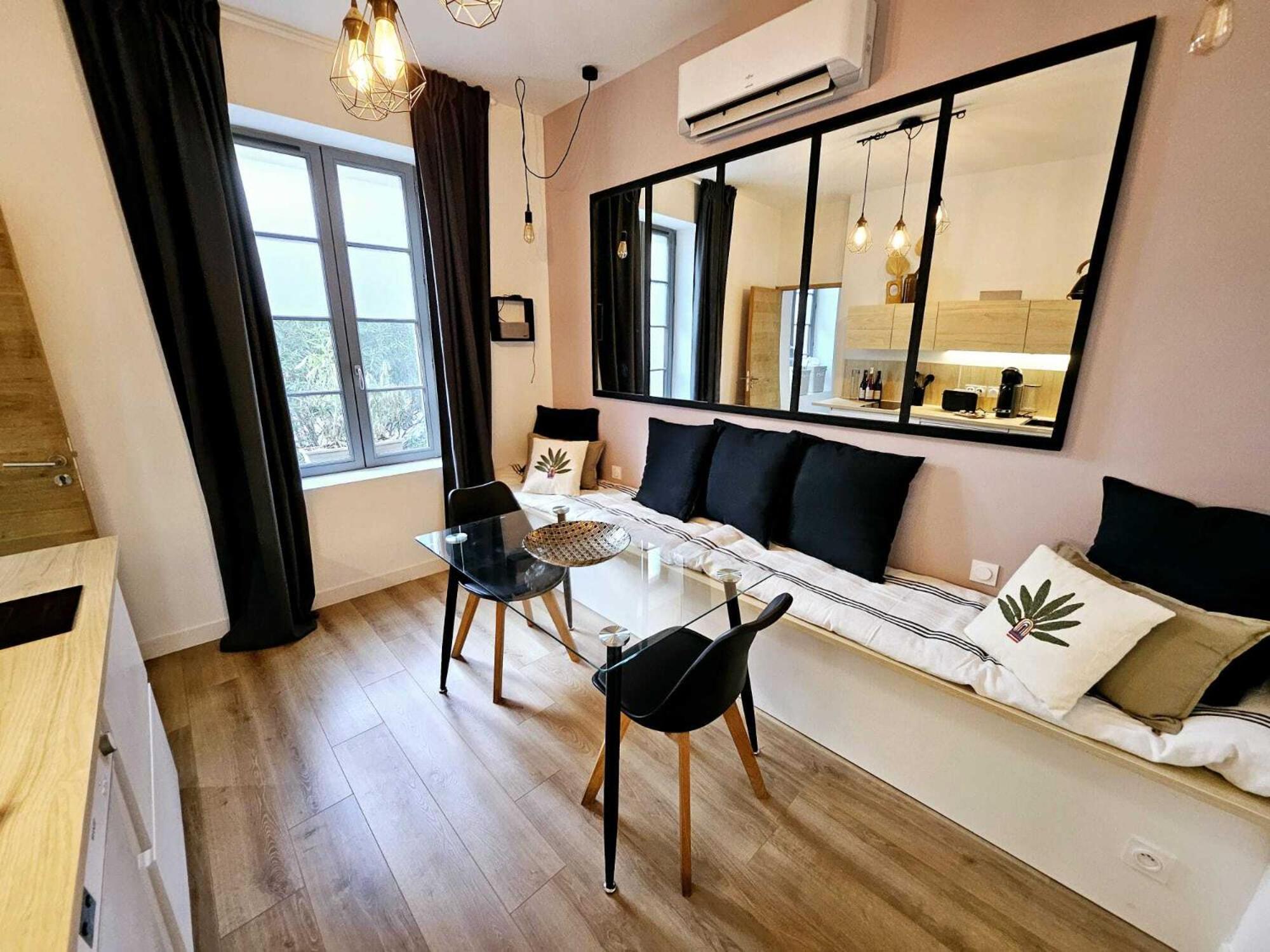 La Maison Grivolas Appartements Et Maison D'Hotes Avignon Bagian luar foto