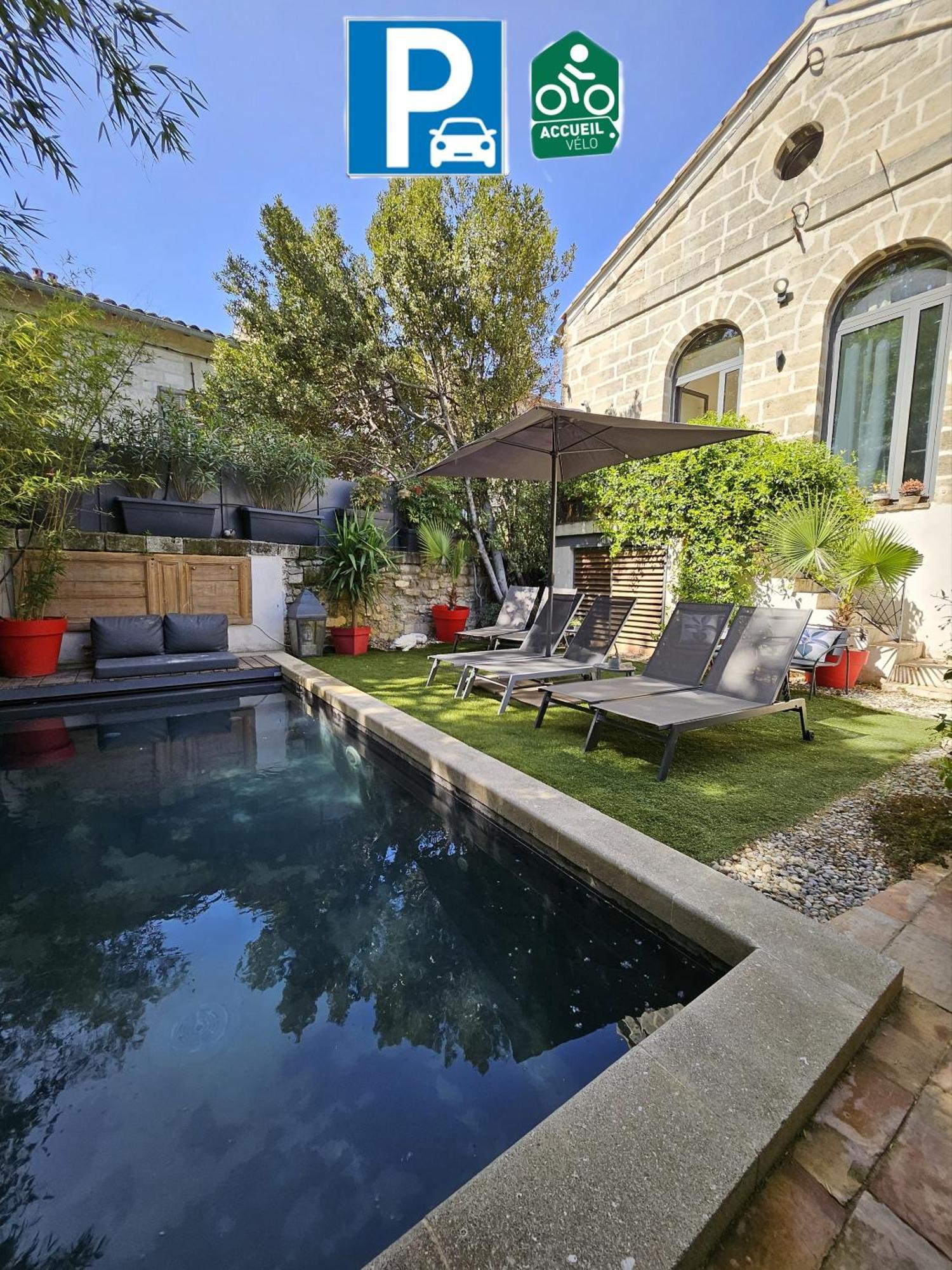 La Maison Grivolas Appartements Et Maison D'Hotes Avignon Bagian luar foto